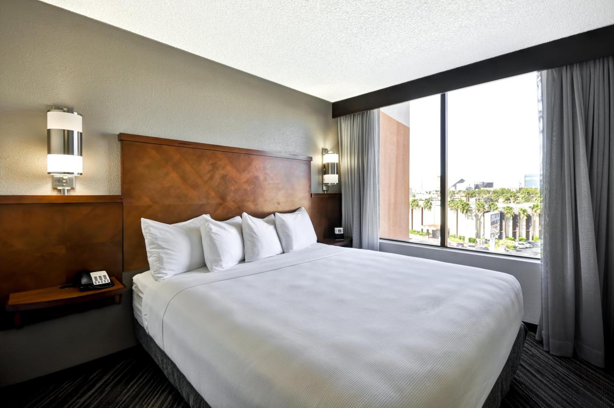 King Room with Sofa Bed - High Floor,1275522853:JPEG