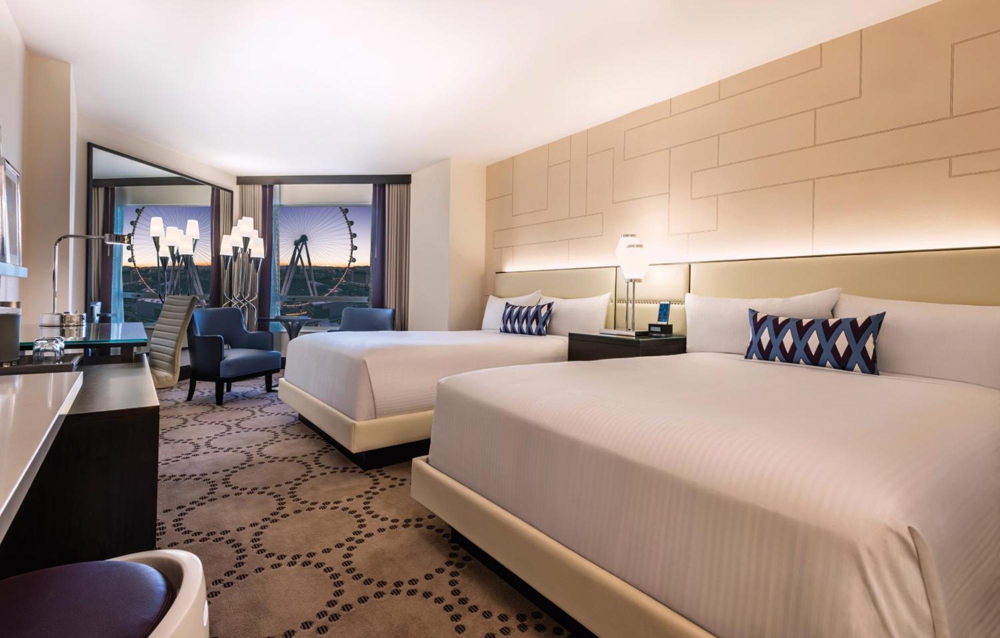 Valley Deluxe Room 2 Queens Attraction View