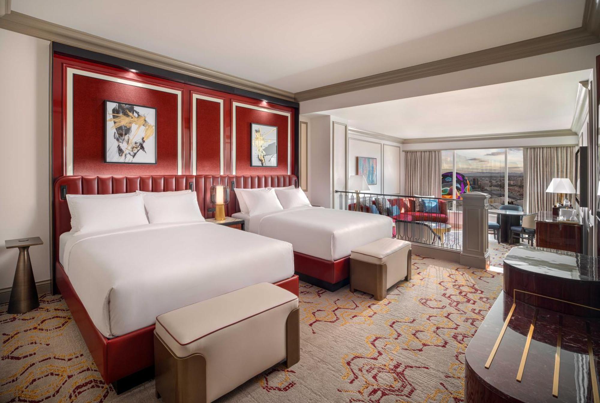 Newly Remodeled Luxury Two Queen Suite