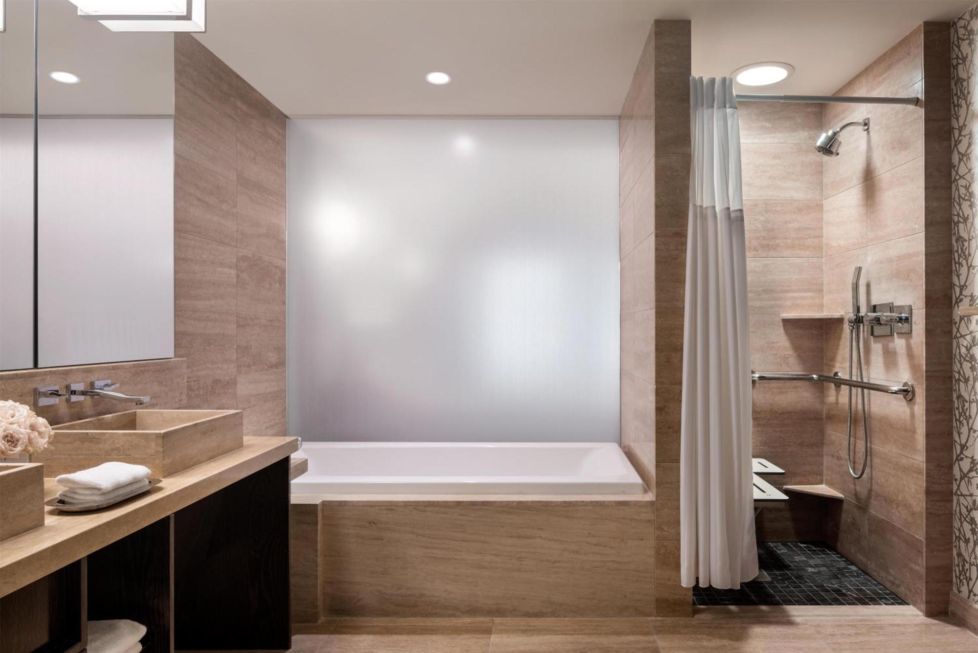King Room with View and Roll-in Shower - Mobility and Hearing Access