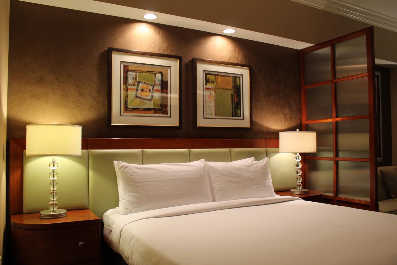 Junior Suite,641799441:JPEG