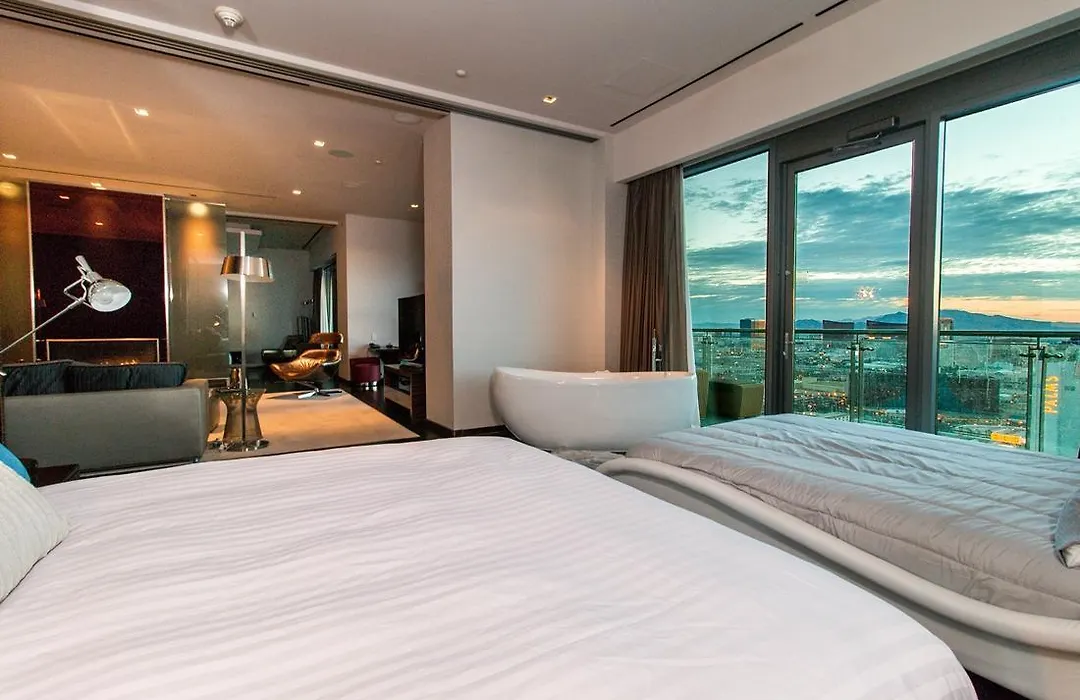 Dream Penthouse At Palms Place-1
