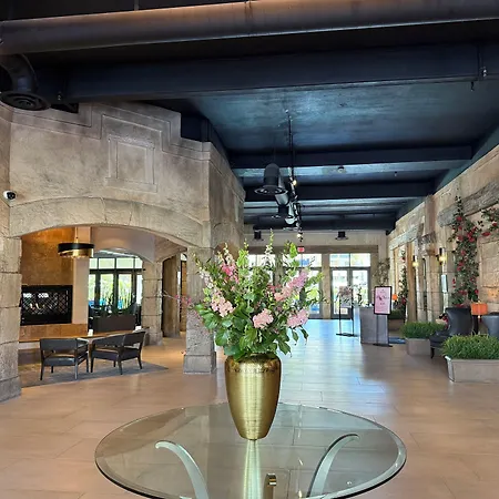 Tuscany Suites & Casino-2